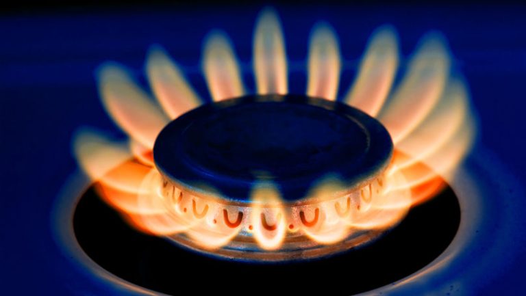 Decizie CSE: 10 milioane de m3 de gaze naturale vor fi cumpărate de Energocom și stocate în România 