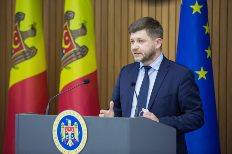 Măsurile întreprinse de guvern pentru a asigura populatia cu lemn de foc pentru sezonul rece