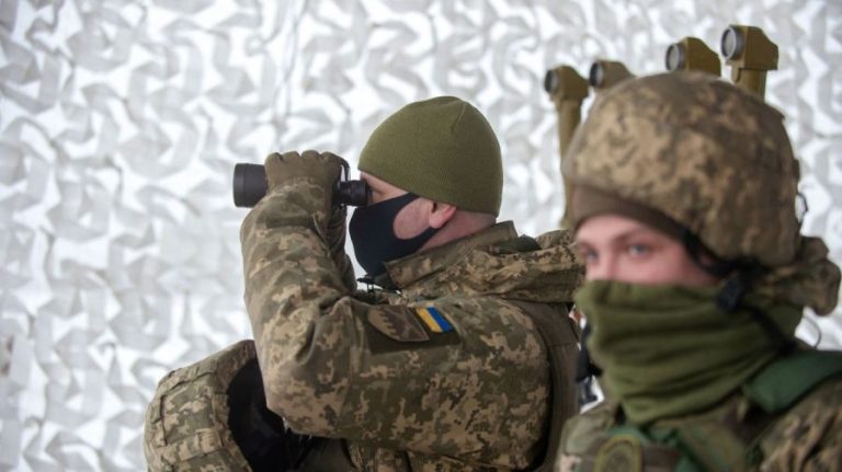 Soldați ruși își acuză comandanții că i-au încarcerat după ce au refuzat să lupte în Ucraina