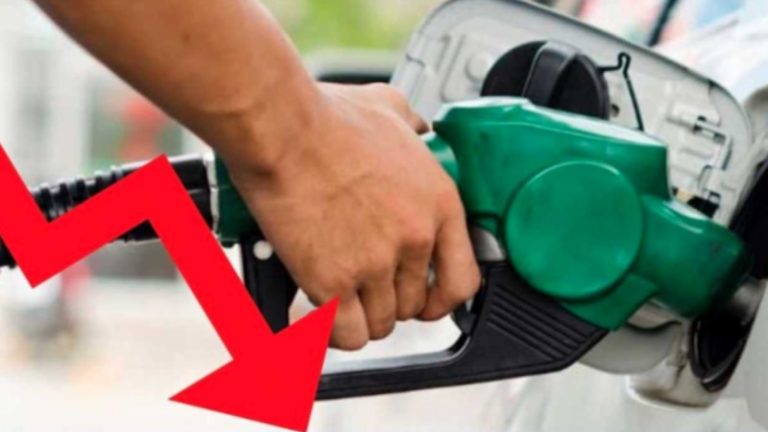 ANRE: Pe parcursul ultimelor 3 săptămâni se înregistrează o scădere constantă a prețurilor la carburanți