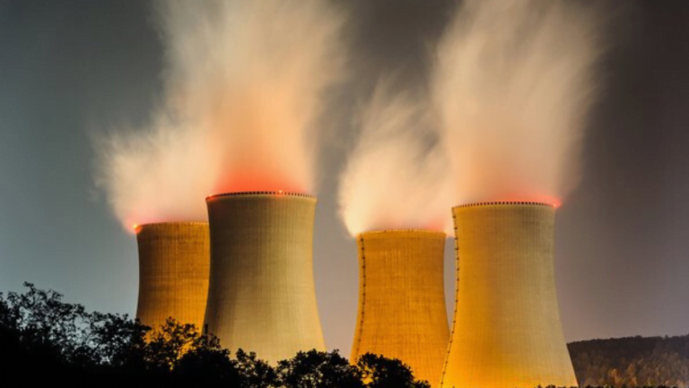 Situație din ce în ce mai periculoasă la cea mai mare centrală nucleară din Europa