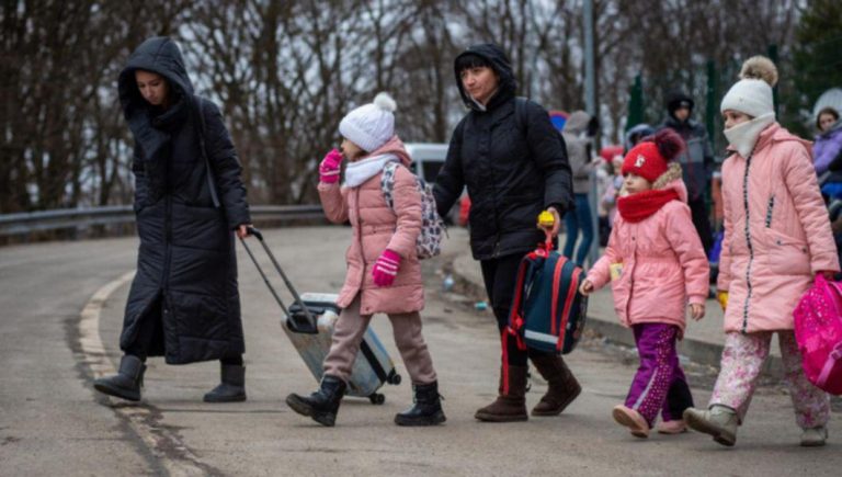 Peste 100 de mii de refugiați și 22 de mii de gazde, susținuți de ONU Moldova de la începutul războiului