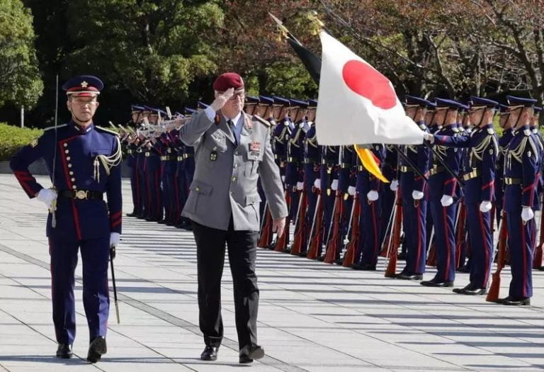 Japonia face pregătiri pentru înarmare în contextul tensiunilor cu Rusia / Buget record cerut de ministerul Apărării