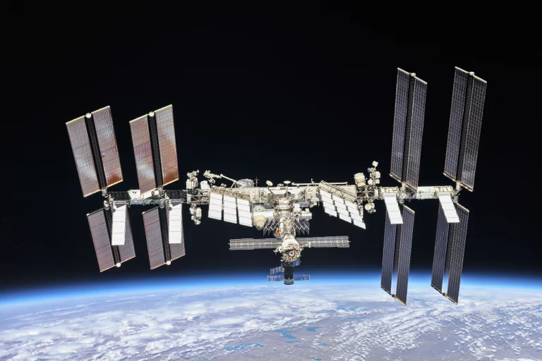Primul satelit al Republicii Moldova a fost lansat pe orbită