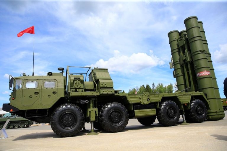 Rusia va livra Turciei un al doilea lot de sisteme de apărare antiaeriană S-400. Turcia susține că nu este un contract nou