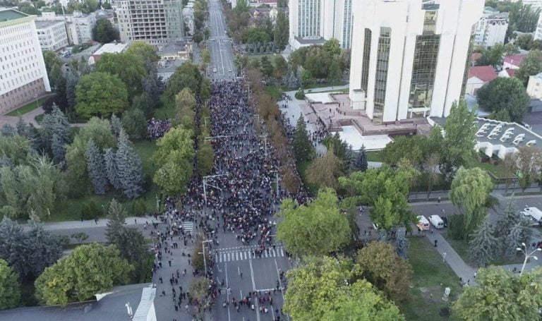 AUDIO/ Protest organizat de partidul ȘOR împotriva guvernării. Detalii de la fața locului de la corespondentul VB