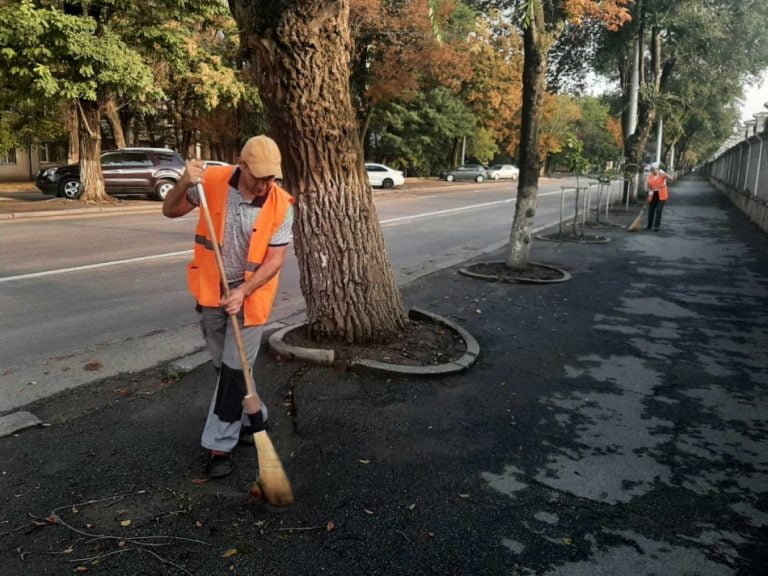 Autoritățile municipale au lansat Campania de salubrizare de toamnă