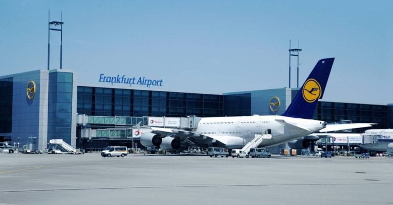 Sute de zboruri anulate din cauza grevei Lufthansa de vineri. Sindicatele cer salarii mai mari
