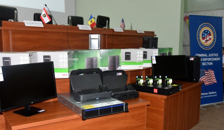 IGP a recepționat un lot de instrumente software, în valoare de aproape 70 de mii de dolari, din partea SUA