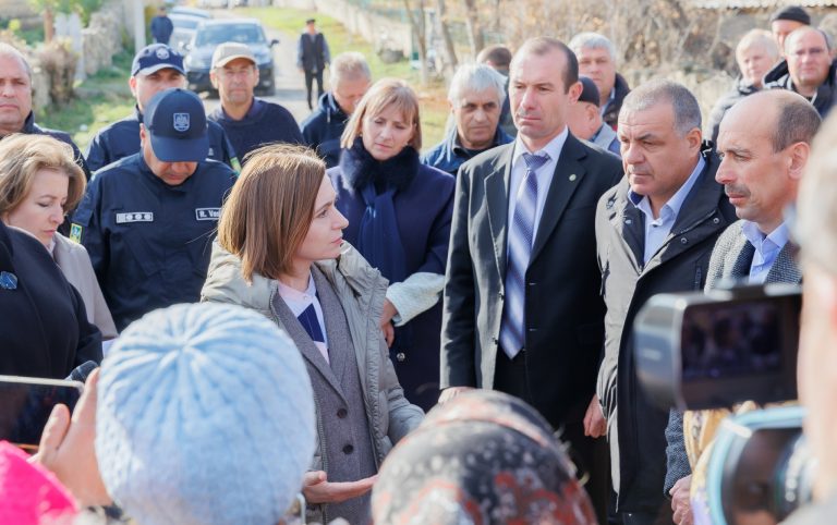 Maia Sandu, vizită în localitatea Naslavcea: Prejudiciile se ridică la 68.000 de lei