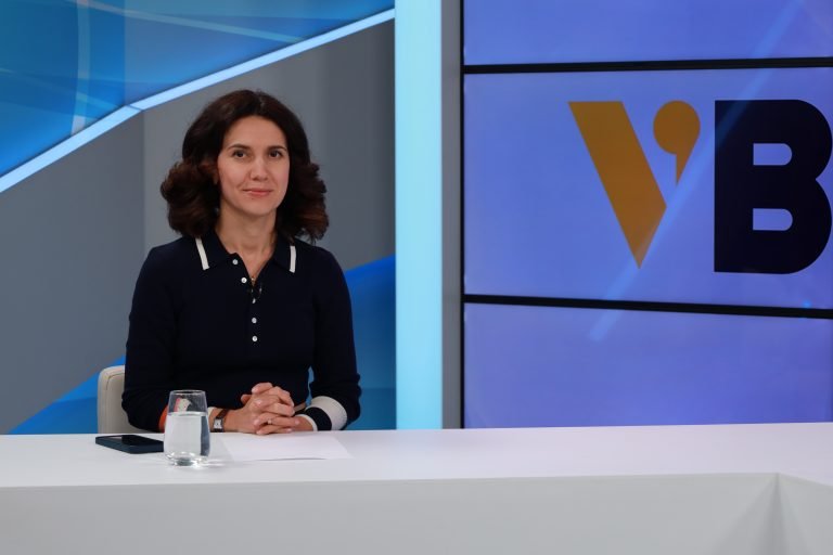 Olesea Stamate se retrage din fracțiunea PAS și devine deputat neafiliat după scandalul privind Legea amnistiei