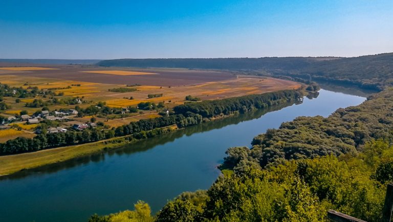 Crește nivelul apei în râul Nistru: Specialiștii anunță o posibilă ieșire a apei în luncă