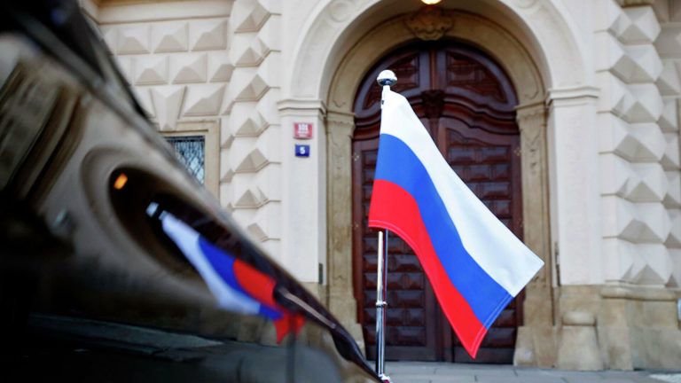 Un angajat al Ambasadei R. Moldova la Moscova, declarat ”persona non grata” în Federația Rusă: Reacția MAEIE
