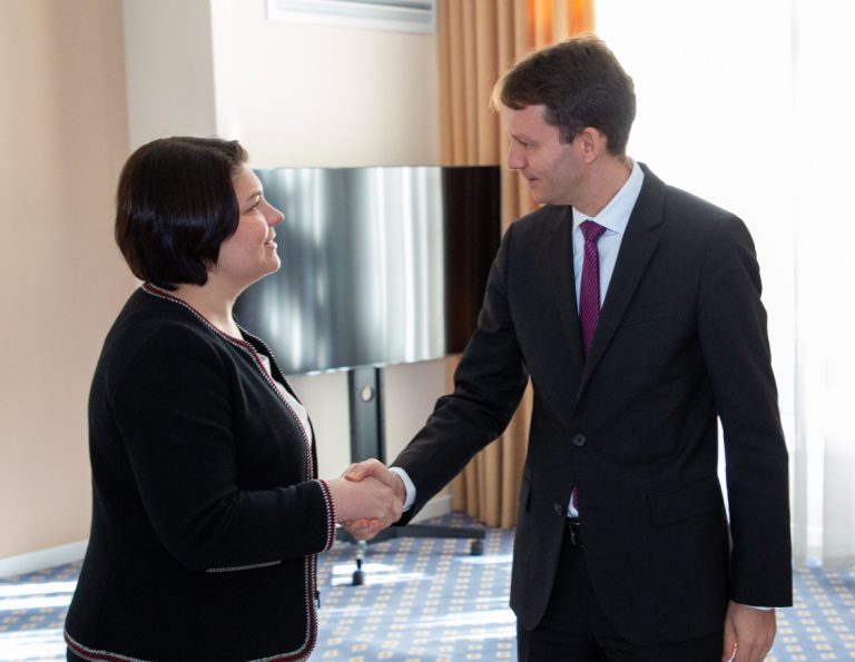 Prim-ministra Gavrilița, în discuții cu membrii delegației UE la Comitetul Parlamentar de Asociere R. Moldova – UE