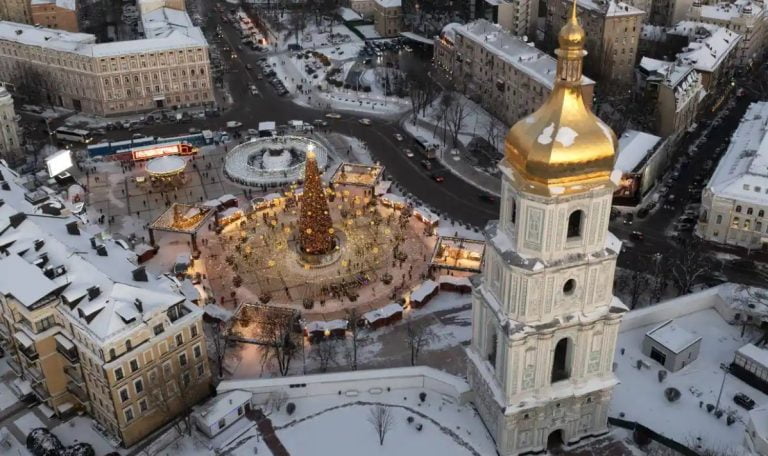 Biserica ucraineană se rupe de Moscova și mută Crăciunul pe 25 decembrie