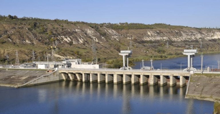 Crește debitul de apă deversat din lacul Dnestrovsck: Avertizarea IGSU