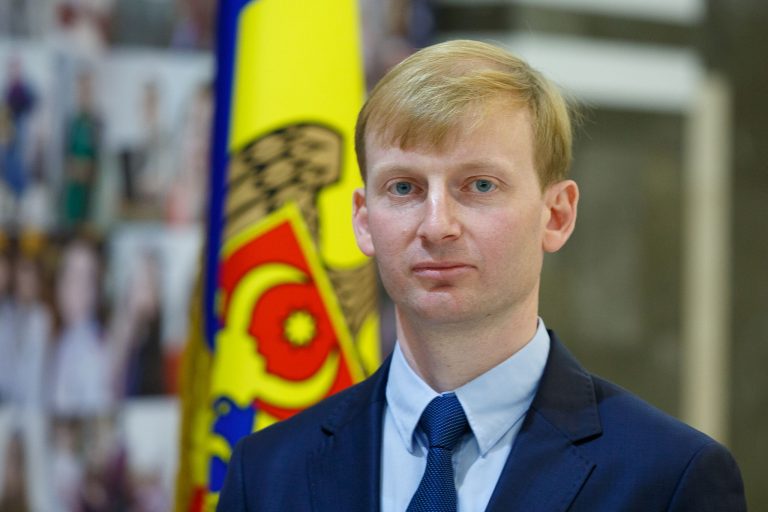 Comisia economie, buget și finanțe a luat act de demisia lui Serghei Merjan din funcția de director general al ANSC