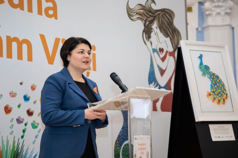 Natalia Gavrilița: Toate femeile şi fetele care au trecut prin episoade de violenţă trebuie să beneficieze de protecţie din partea statului