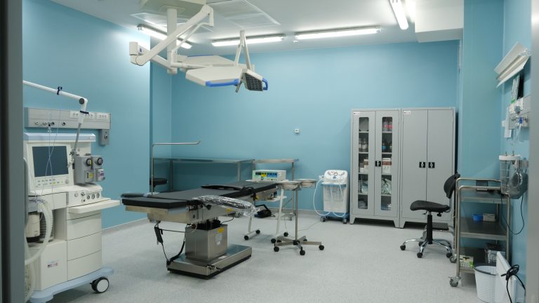 FOTO/Institutul Oncologic a fost dotat cu echipamente și mobilier medical modern, cu sprijinul SUA
