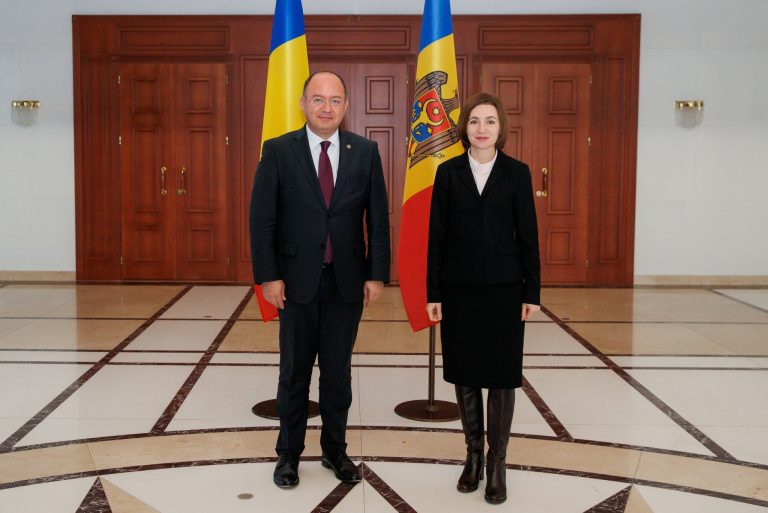 Maia Sandu la întrevederea cu Bogdan Aurescu: „Mizăm pe România pentru interconectarea sistemelor electroenergetice”