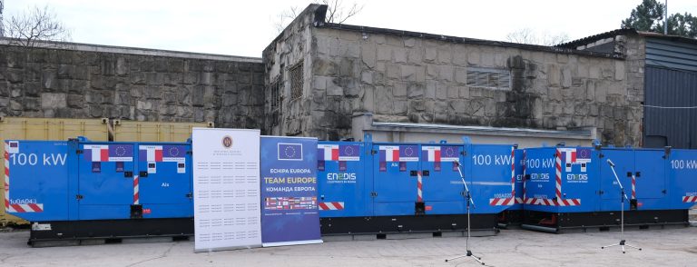 Franța a donat Republicii Moldova alte 12 generatoare de curent electric