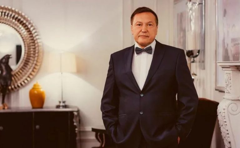 Unul dintre cei mai bogați oameni din Rusia a murit, după ce a căzut de la fereastra camerei sale de hotel din India