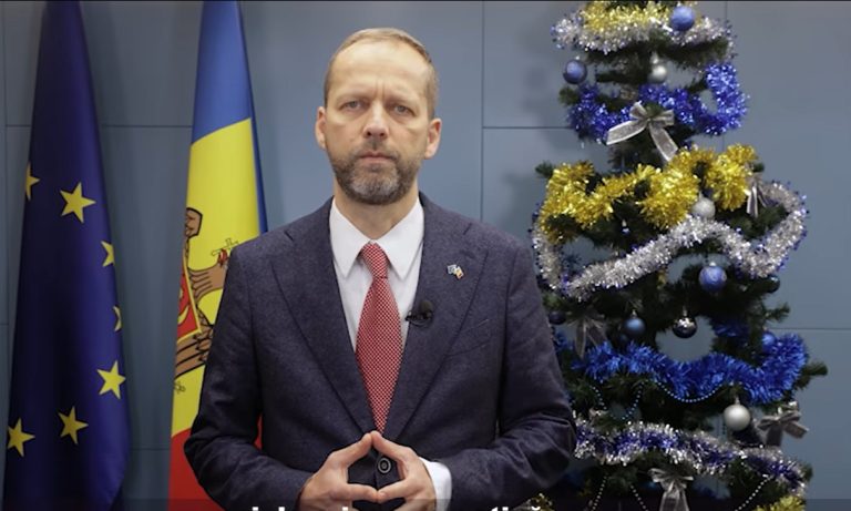 VIDEO/ Ambasadorul UE în R. Moldova: „A fost un an în care poporul moldovenesc și-a demonstrat reziliența, puterea și solidaritatea!”