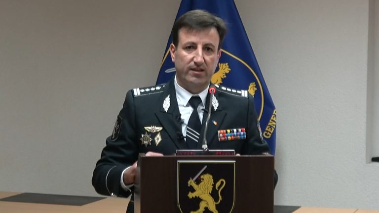 VIDEO/ Șeful IGP, Viorel Cernăuțeanu, decorat cu gradul special de chestor