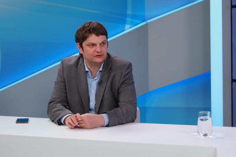 Andrei Spînu la București: Rusia își dorește să țină Republica Moldova sub control