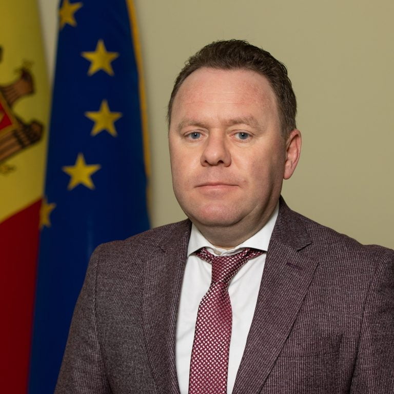 Delegația R. Moldova în Comisia Unificată de Control va avea un nou conducător: Cine este Alexandru Flenchea
