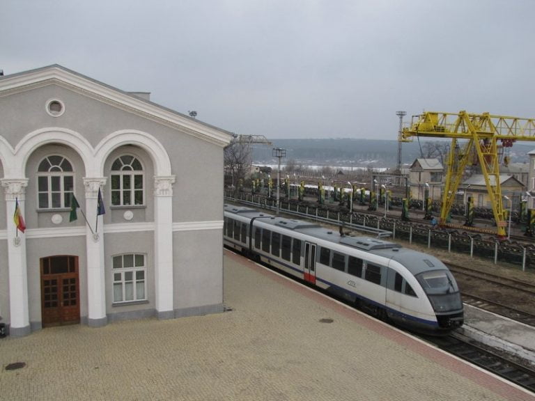 Trenul Ungheni-Iași a fost repus în circulație zilnică