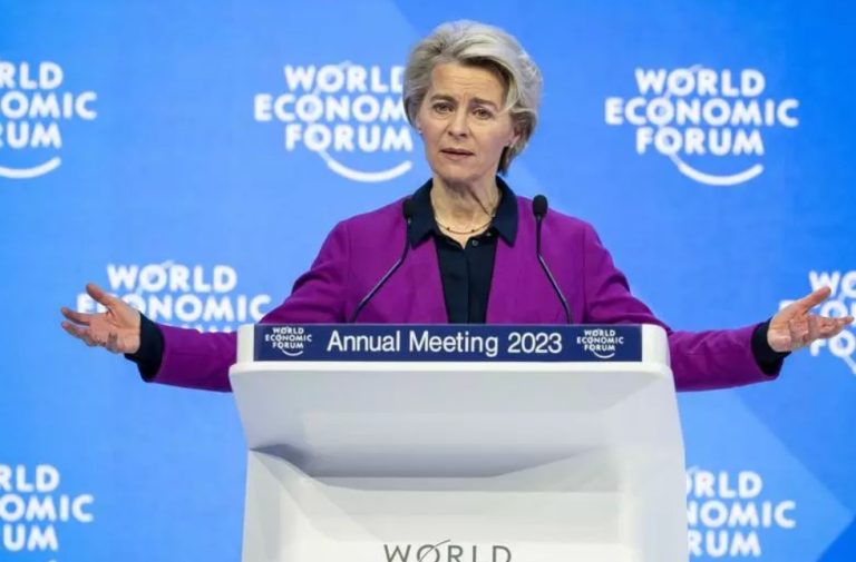 Președinta CE: UE râmâne ferm alături de Ucraina. Kievul va primi primele 3 miliarde din pachetul de sprijin european