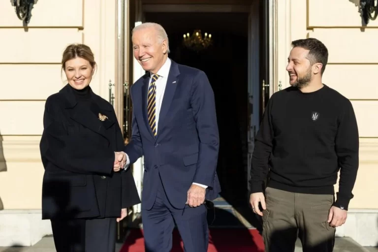 Biden a părăsit Kievul după vizita istorică de șase ore: SUA oferă Ucrainei 500 de milioane de dolari