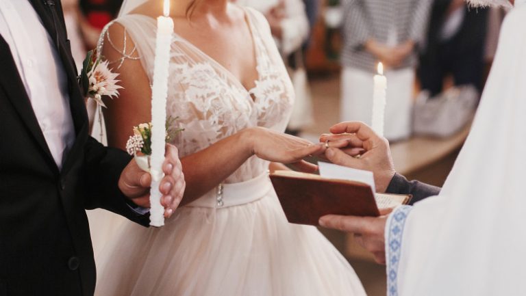 Ziua Îndrăgostiților: Câte cupluri din R. Moldova își înregistrează astăzi căsătoria