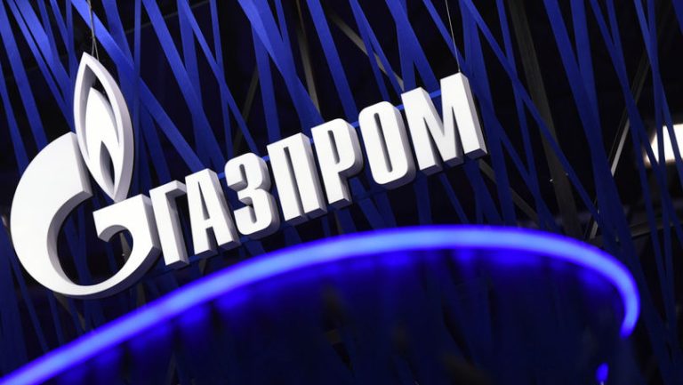 Rușii, puși să achite pierderile Gazprom în urma reducerii vânzărilor de gaz în Europa