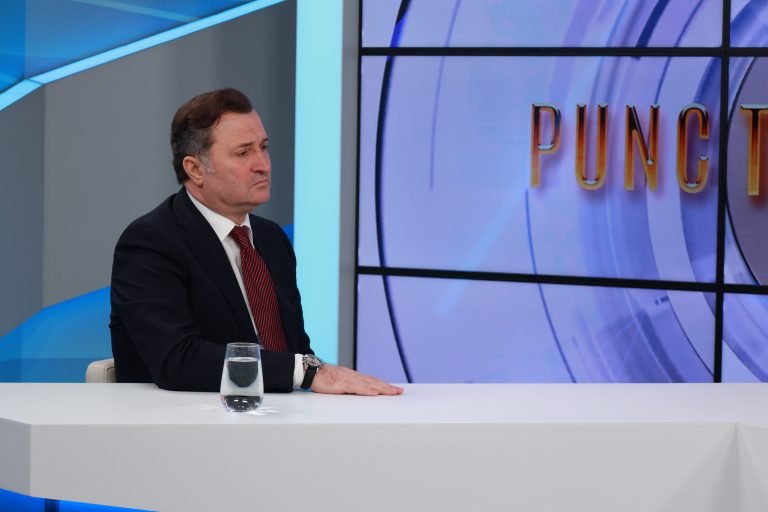 Criticile continue ale PLDM la adresa PAS