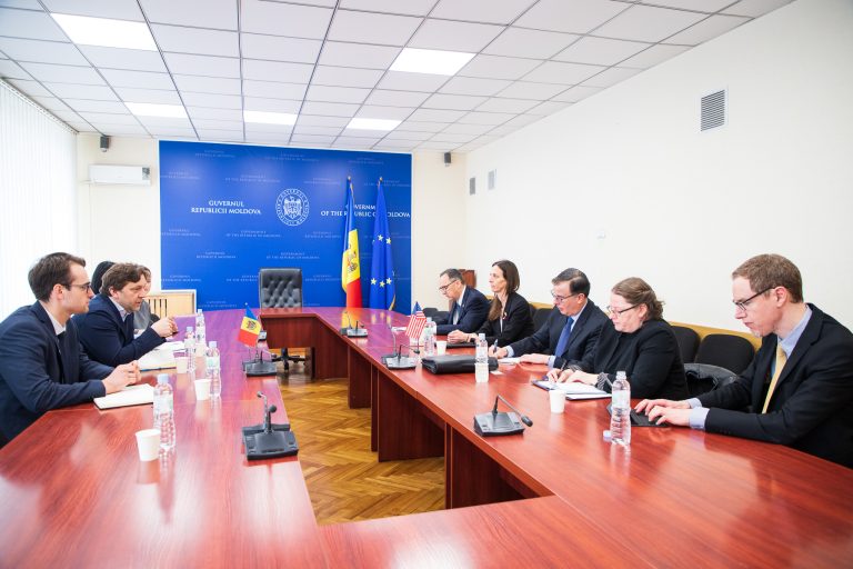 Ministerul Economiei: Departamentul Trezoreriei SUA, dispus să acorde R. Moldova asistență tehnică pentru digitalizarea sistemului fiscal