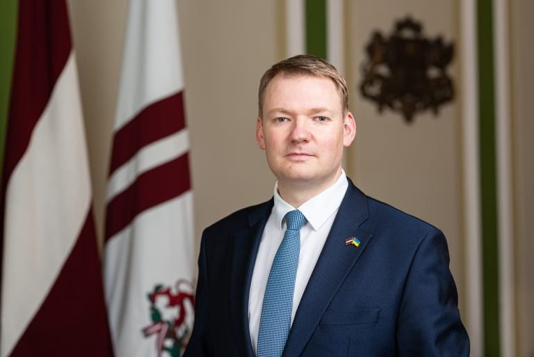 Președintele Parlamentului Letoniei vine la Chișinău