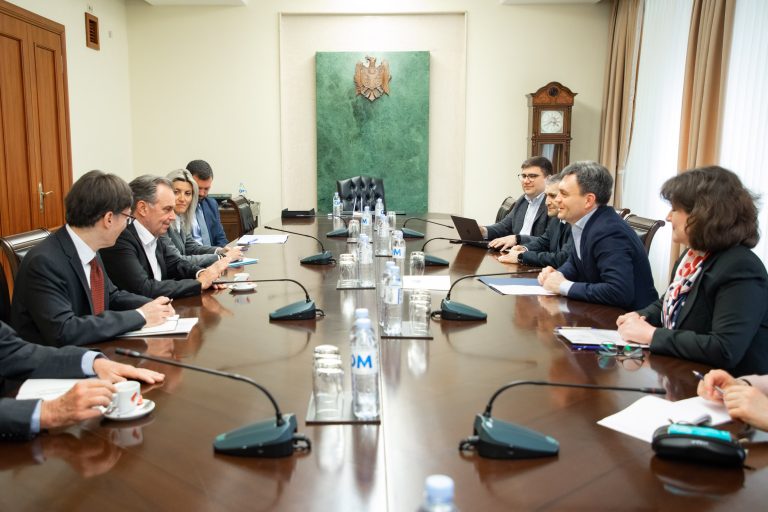 Aprofundarea relațiilor moldo-franceze, discutată de prim-minitrul Recean cu președintele Consiliului regional Provența-Alpi-Coasta de Azur a Franței