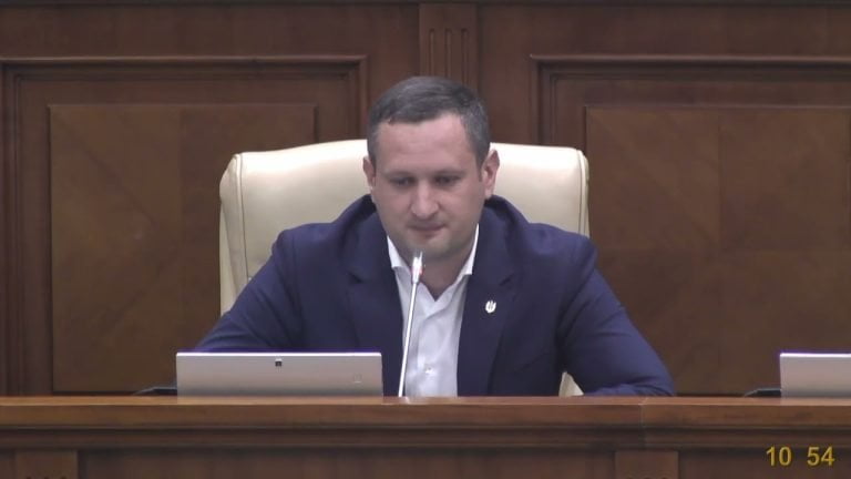 Un deputat PAS cere reducerea numărului de diplomați ruși acreditați la Chișinău