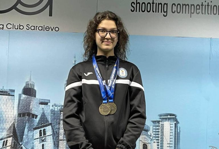 Sportiva Anna Dulce a cucerit trei medalii de aur la turneul din Bosnia și Herțegovina