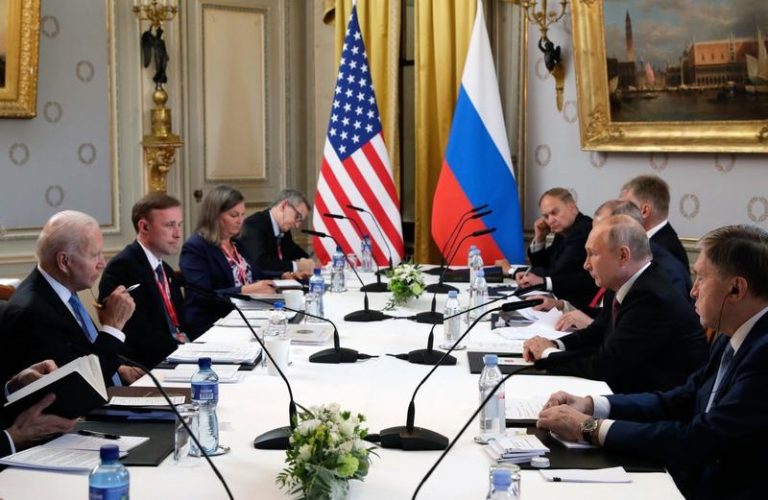 Țările G7 discută despre un embargo general asupra exporturilor către Rusia