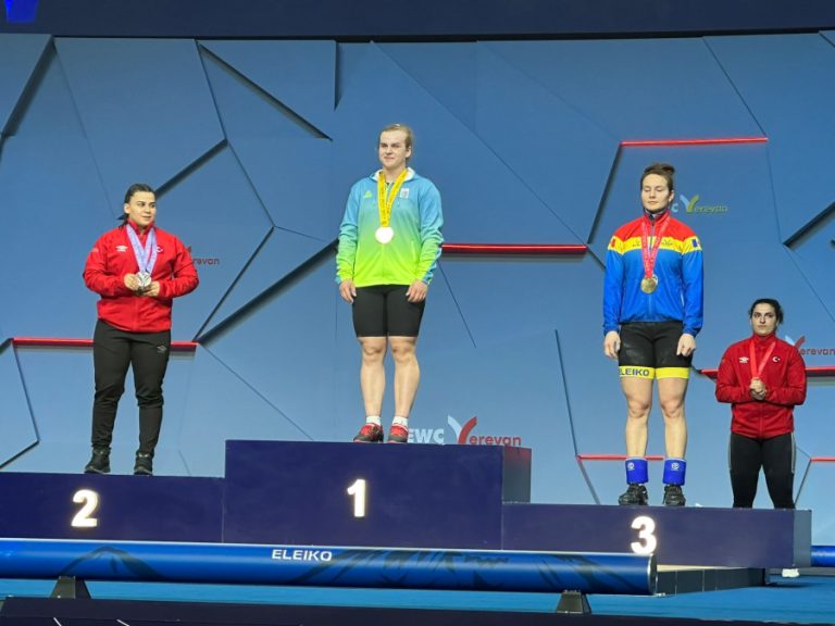 Sportiva Elena Erighina a obținut medalia de bronz la Campionatul European de Haltere