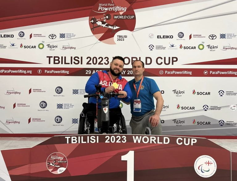 AUR pentru R. Moldova! Sportivul paralimpic, Ștefan Roșca a obținut medalia de aur la competiția de Para Powerlifting!