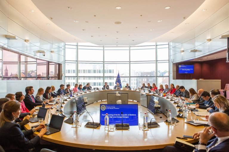 Moldova va fi sprijinită de UE pentru a face achiziții de gaze pentru iarna viitoare