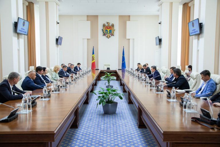 Recean, discuții cu oamenii de afaceri: Ne propunem mai multe facilități fiscale și eliminarea birocrației