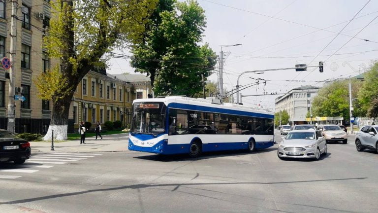 Circulația transportului public, dată peste cap din cauza protestului organizat în Capitală