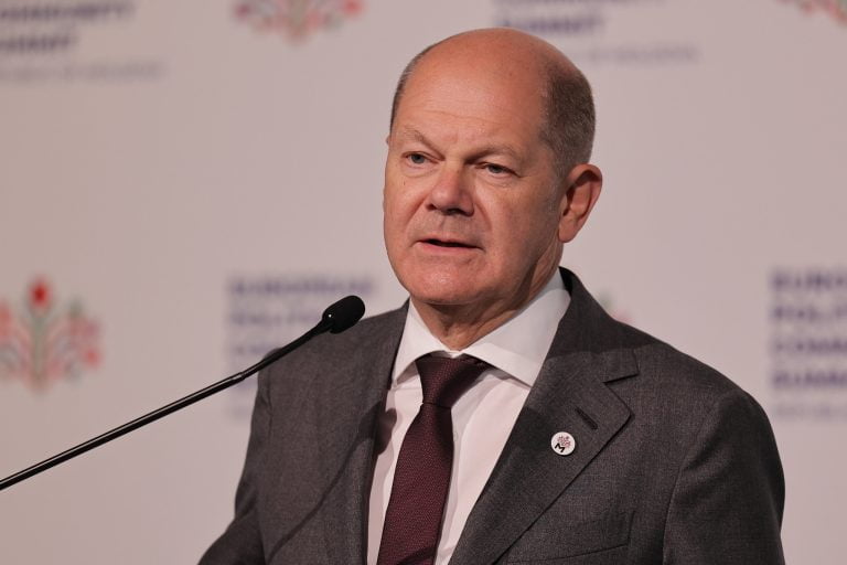 Olaf Scholz: Războiul din Ucraina a intrat într-o „nouă dimensiune” după distrugerea barajului Kahovka