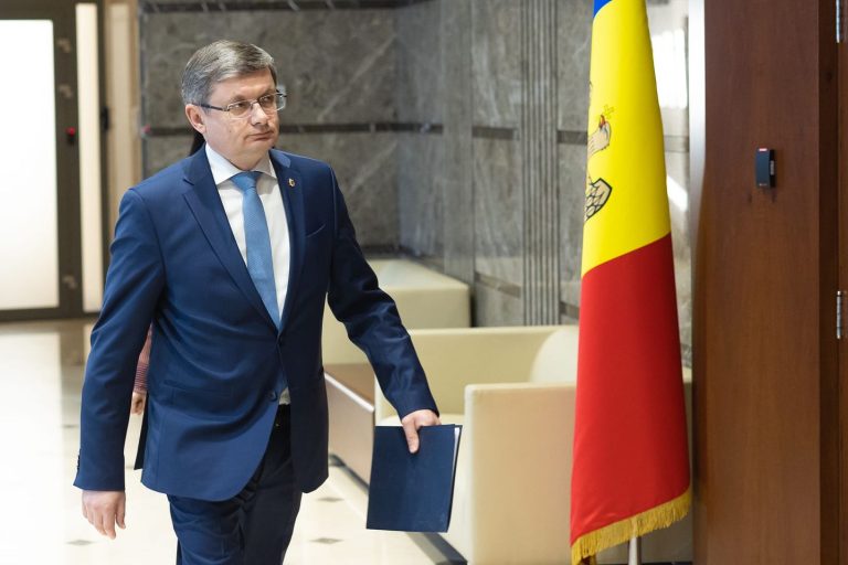 Șeful legislativului, Igor Grosu, merge într-o vizită oficială în Italia