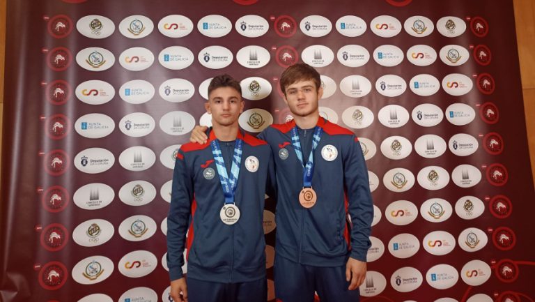 Argint și Bronz pentru R. Moldova la Campionatul European de Lupte Libere, Under-20